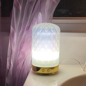 Color changing diffuser